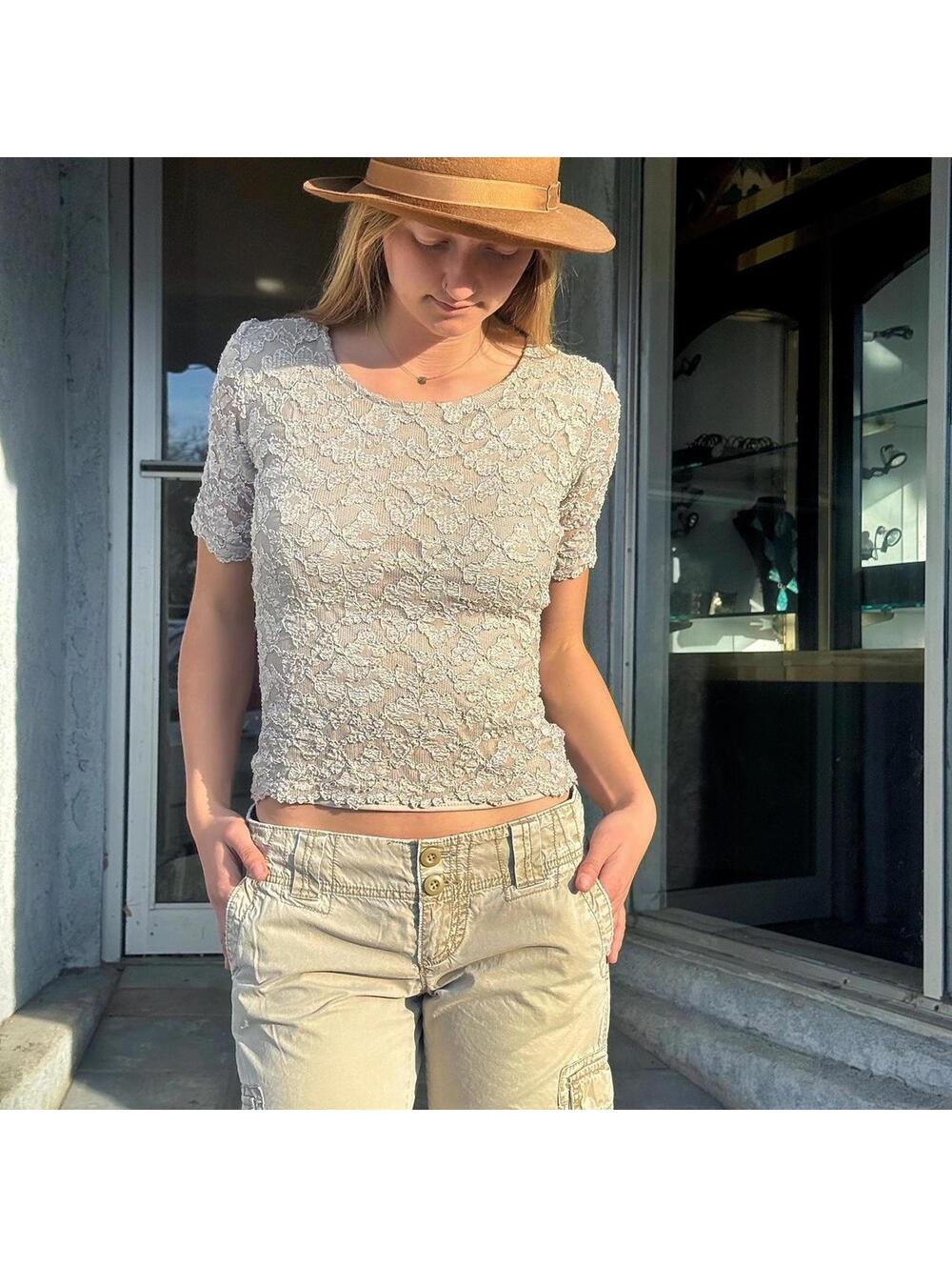 90s Lace Tee Beige Sheer Floral Stretch Top Y2K Coquette